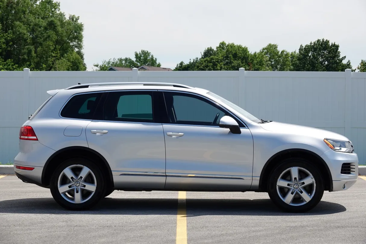 2014 Volkswagen Touareg Lux - Photo 11