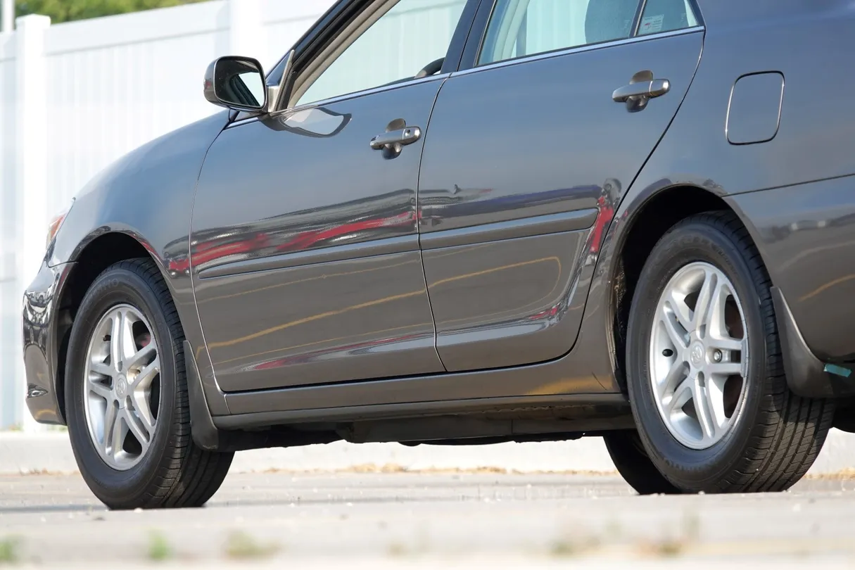 2002 Toyota Camry LE - Photo 18