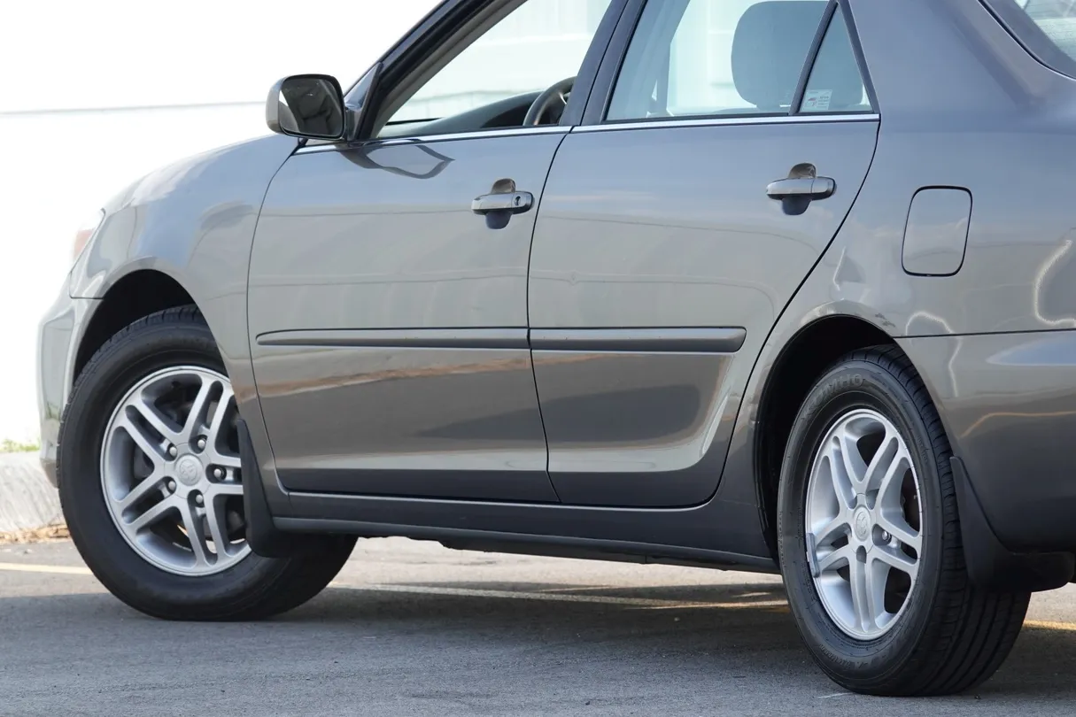 2002 Toyota Camry LE - Photo 19