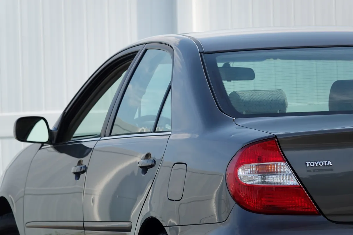 2002 Toyota Camry LE - Photo 20