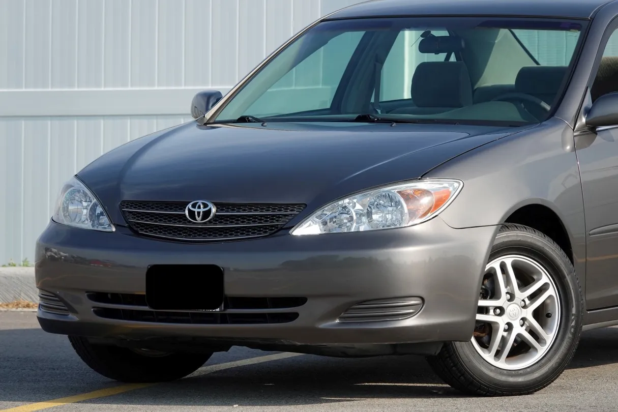 2002 Toyota Camry LE - Photo 25