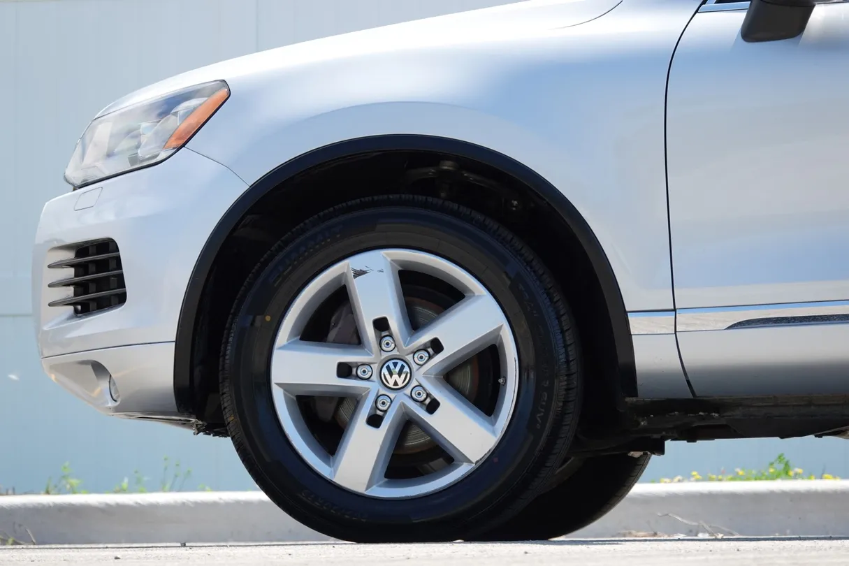 2014 Volkswagen Touareg Lux - Photo 26