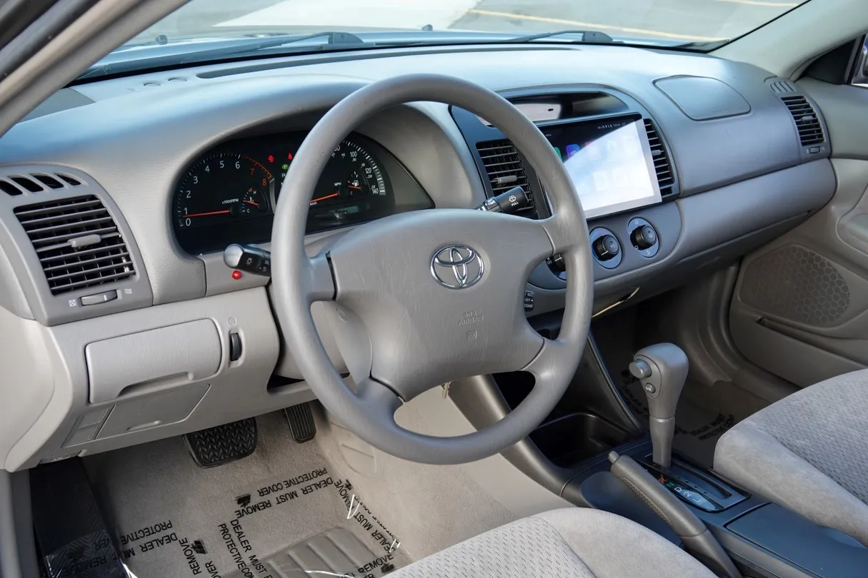 2002 Toyota Camry LE - Photo 44
