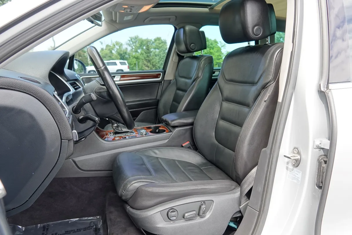 2014 Volkswagen Touareg Lux - Photo 52
