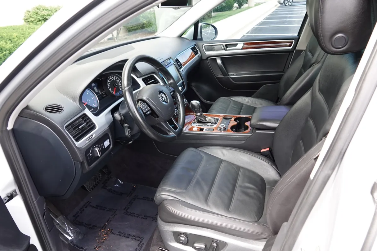 2014 Volkswagen Touareg Lux - Photo 54