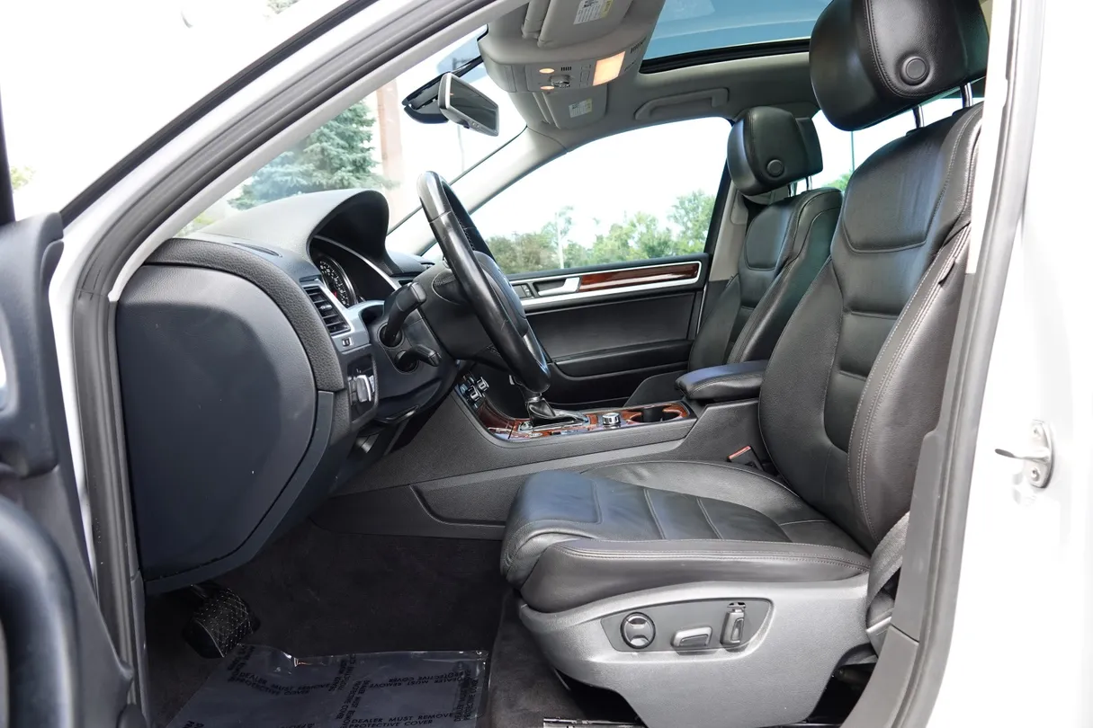 2014 Volkswagen Touareg Lux - Photo 55