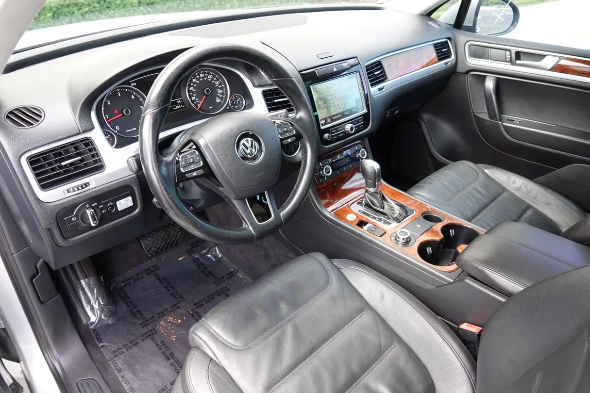 2014 Volkswagen Touareg Lux - Photo 58