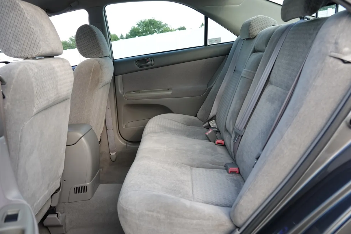 2002 Toyota Camry LE - Photo 64
